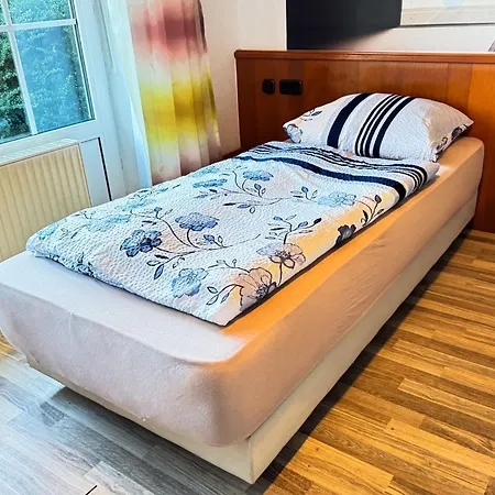 Hotel Voor Twee Personen - 33-3